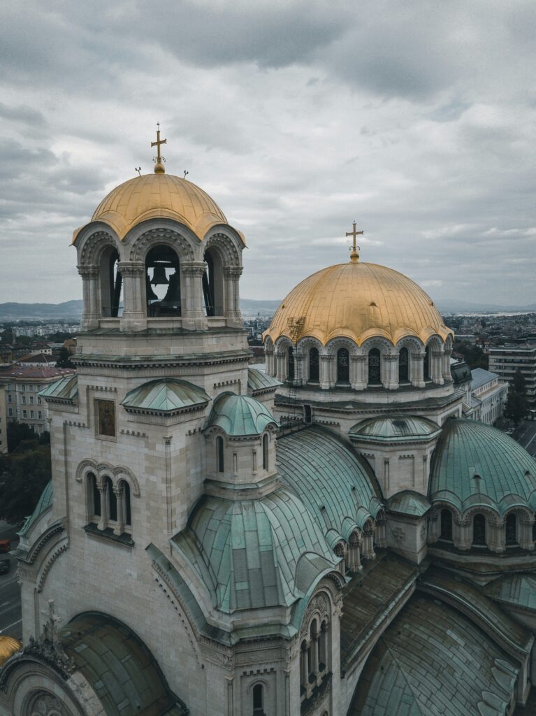 alexandr-bormotin-8xx8xQv9R84-unsplash