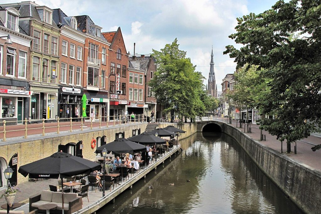 Leeuwarden,_Netherlands_-_panoramio_(23)